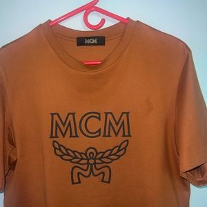 MCM men’s medium shirt